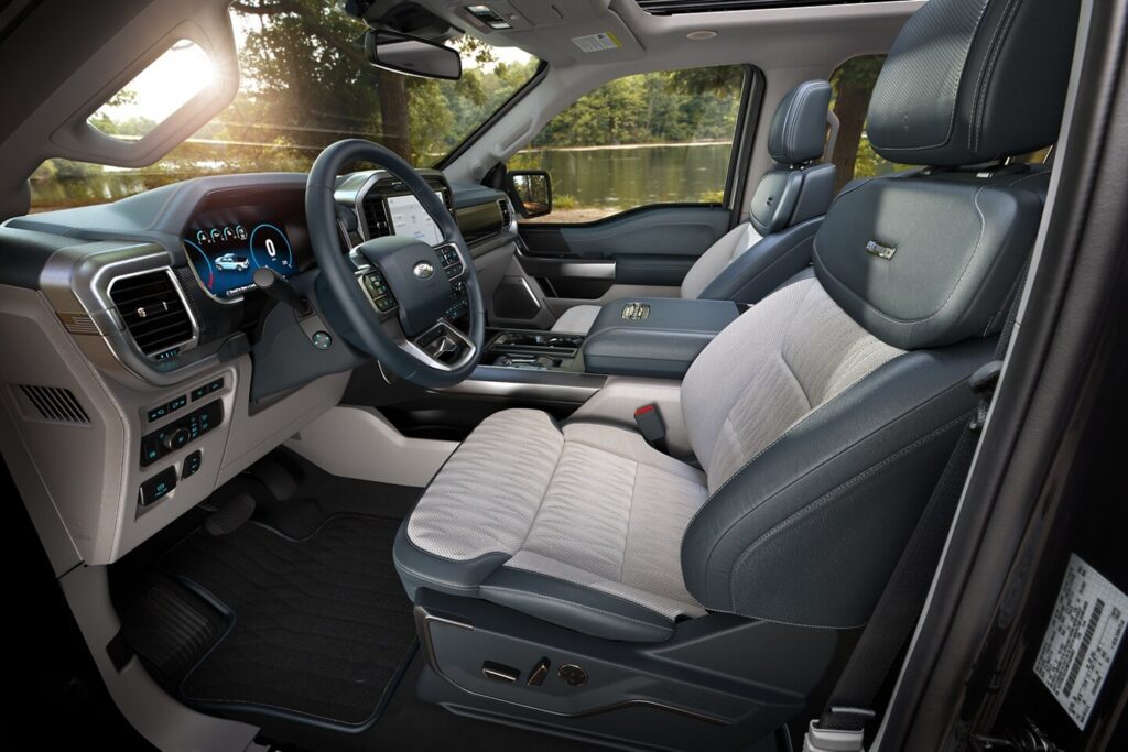 2023 Ford F-150 interior