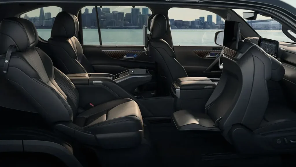 Lexus LX 600 interior